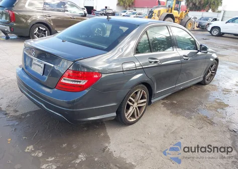2014 Mercedes-Benz C 250 Sport from USA, damaged, VIN WDDGF4HB3ER314082